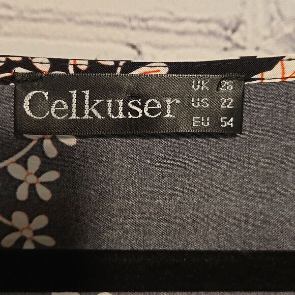 Celkuser Plus Size 22 Maxi Dress - Picture 8 of 13